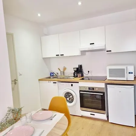 Apartment Le Saint Charles - T2 Hypercentre - Metro - Wifi *