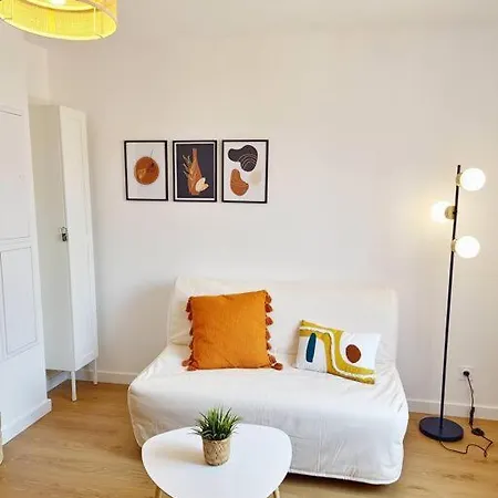 Le Saint Charles - T2 Hypercentre - Metro - Wifi Apartment *