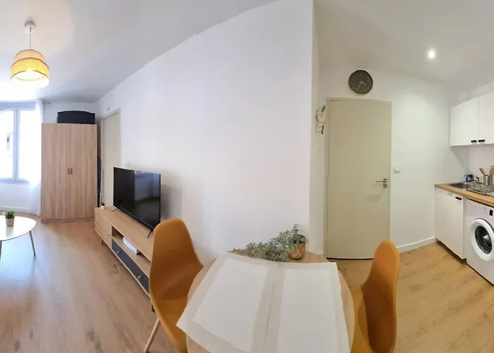 Le Saint Charles - T2 Hypercentre - Metro - Wifi